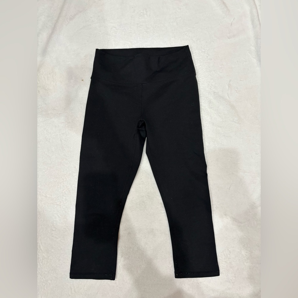 Fabletics Black Capri Leggings